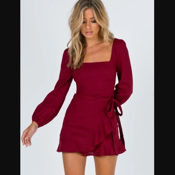 Princess Polly Villa Burgundy Mini Wrap Dress size 4 us worn once perf condition - Picture 1 of 10